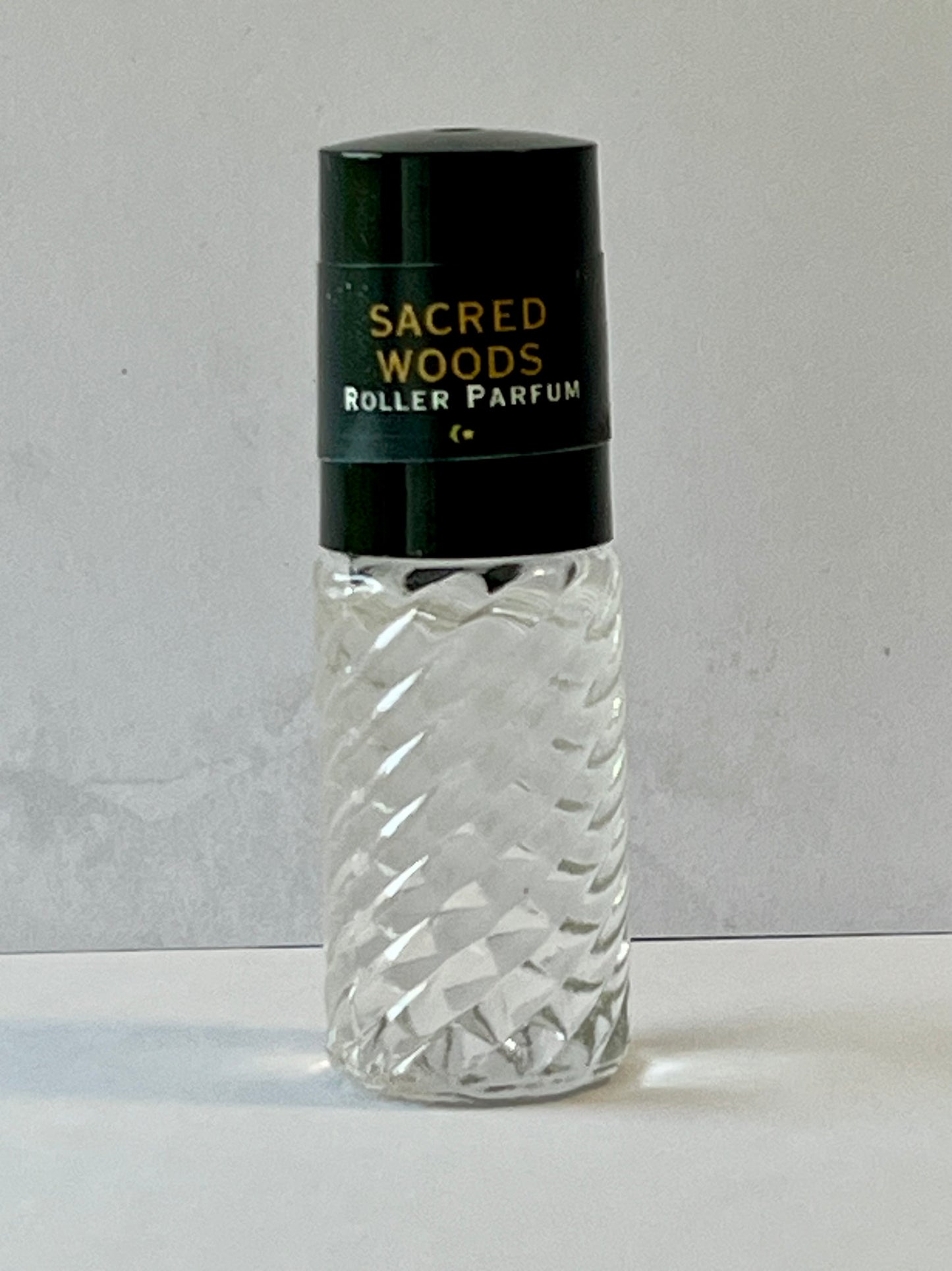SACRED WOODS | Rollerball Parfum | Fine Fragrance Oil Blend