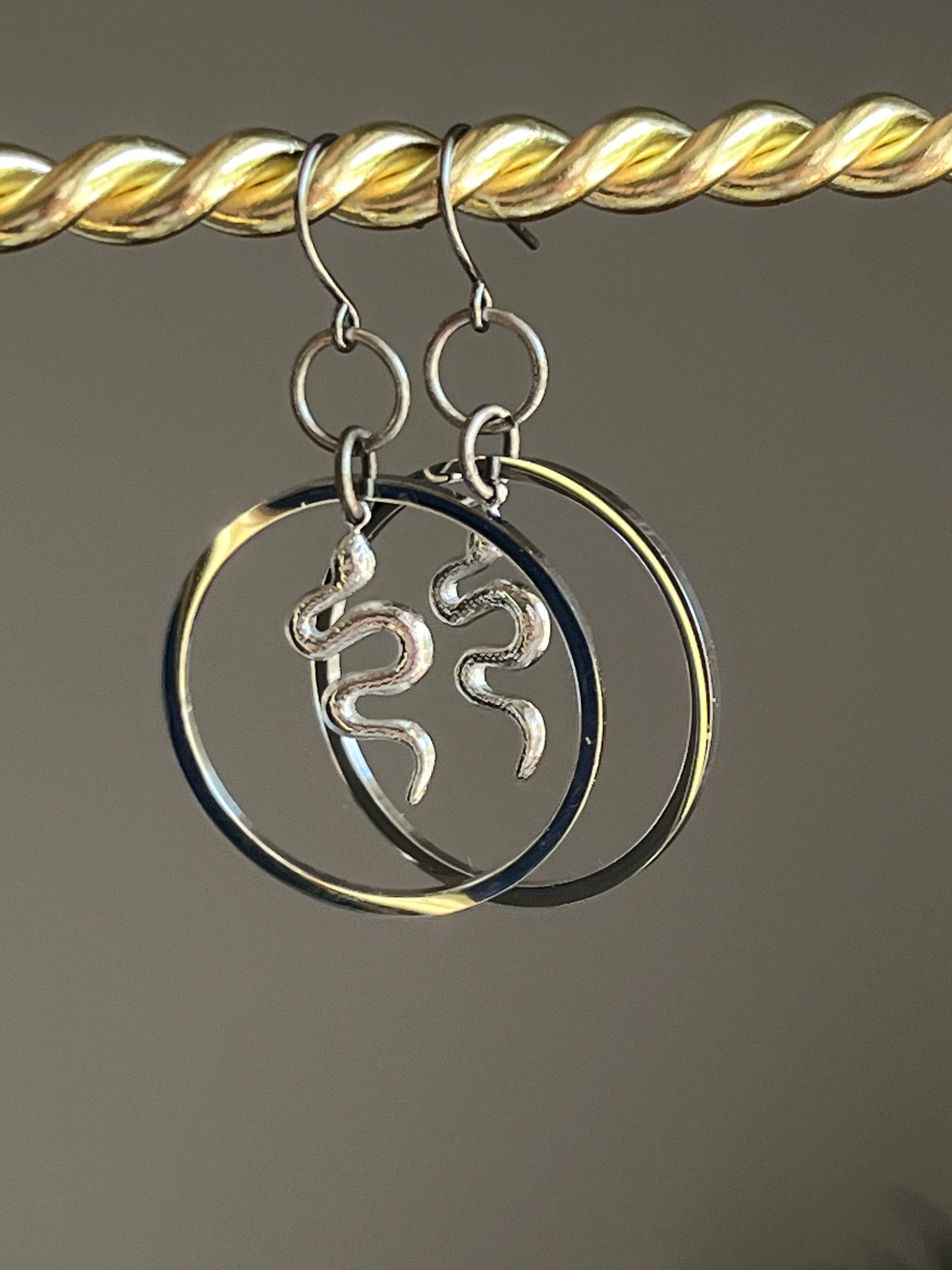 DAINTY SERPENTINE HOOP-DANGLES (SS) | Earrings
