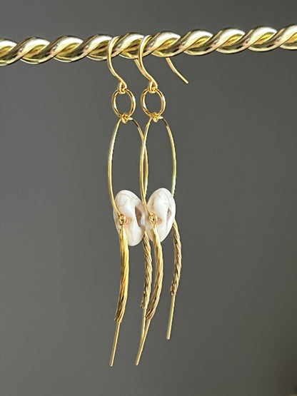 WHITE CERAMIC HEART FLARES | Earrings
