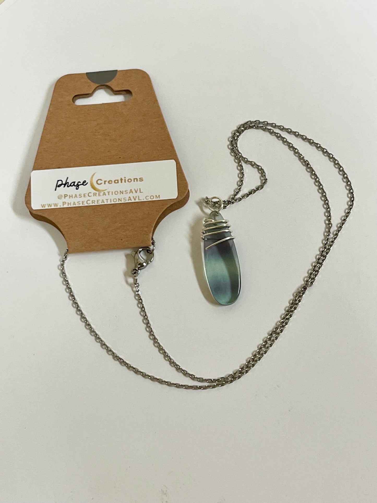 WIRE-WRAPPED FLUORITE OVAL | Gemstone Necklace